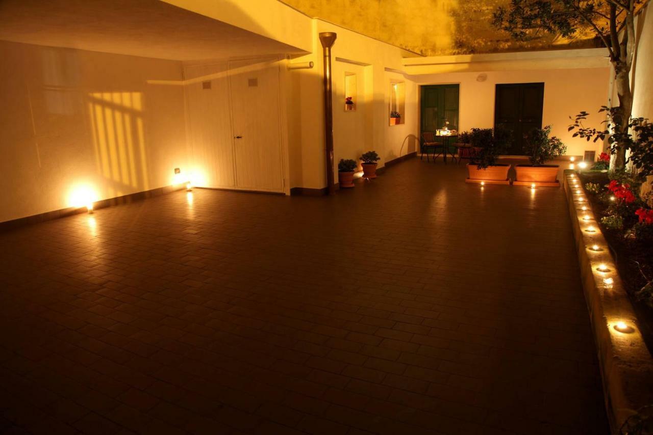 מטרה Casa Vacanza L'Alloro 2 מראה חיצוני תמונה